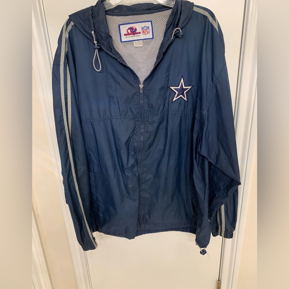 NFL Dallas Cowboys Light PreOwned Windbreaker Size X-Large